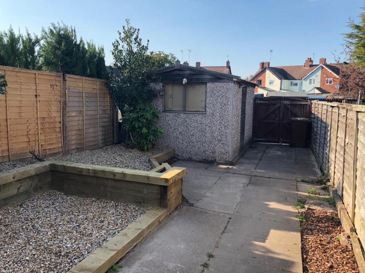 Cannock House ~ 4 Bedrooms All With Ensuite. Rugeley Εξωτερικό φωτογραφία